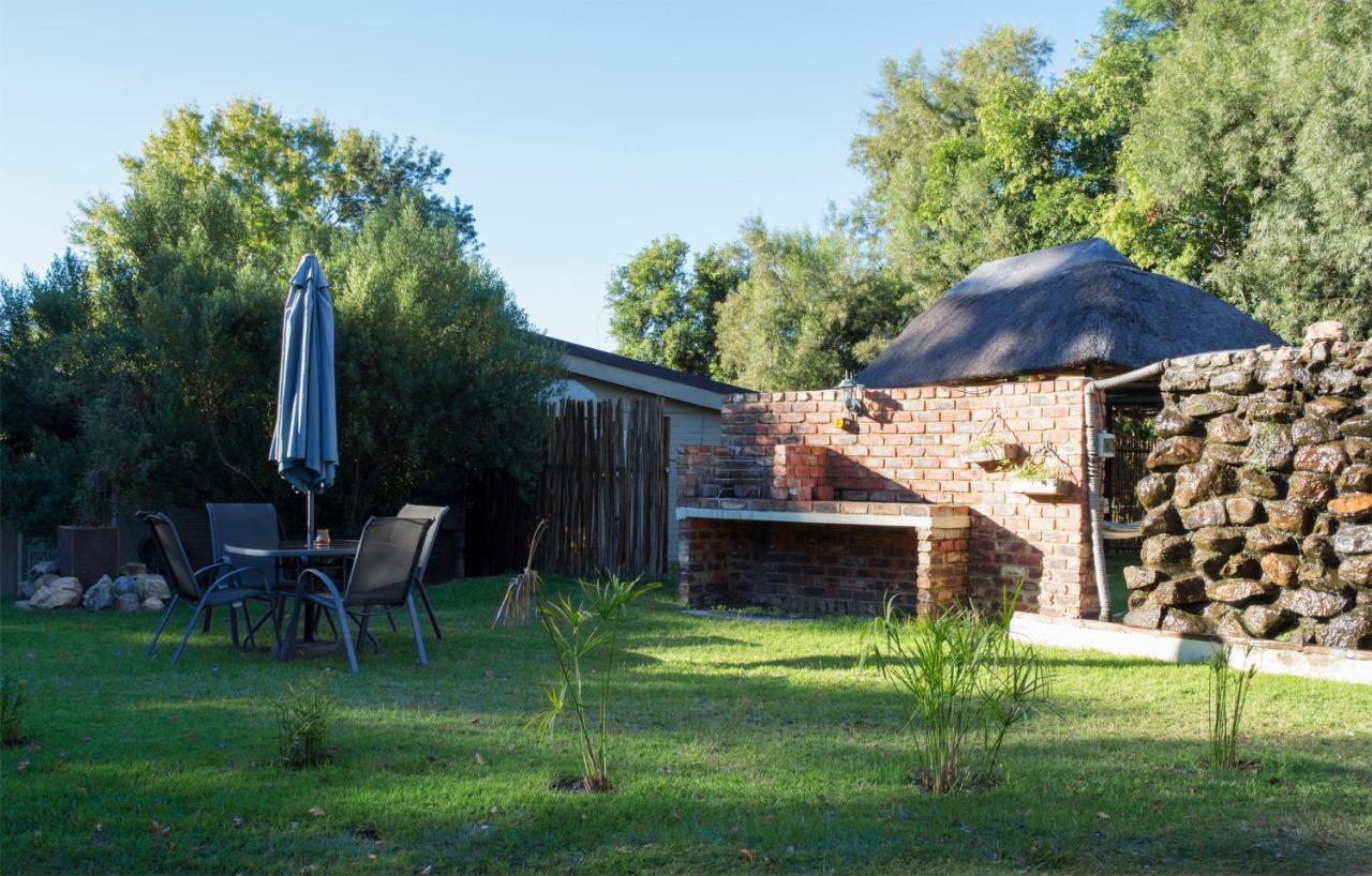 Riverbush Lodge Guesthouse Parys Zewnętrze zdjęcie